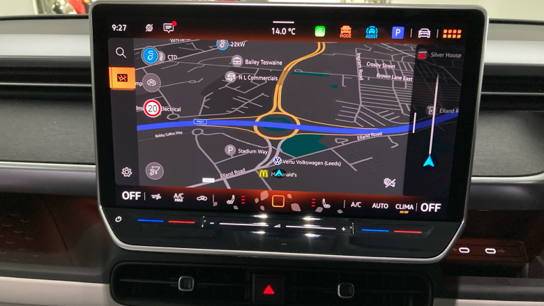 Volkswagen ID. Buzz 210kW Life Pro 86kWh 5dr LWB Auto [7 Seat] Electric Estate